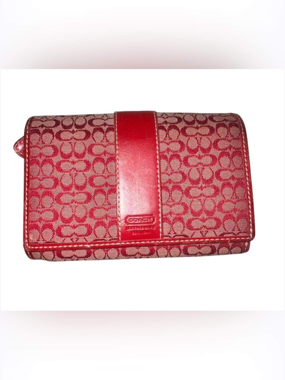 Coach ~ Soho bifold wallet featuring L shaped zipper